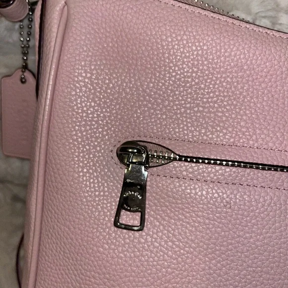 Coach Women's Ellie File Top Zip Crossbody Bag in Pebbled Leather (Lilac) - Picture 5 of 8